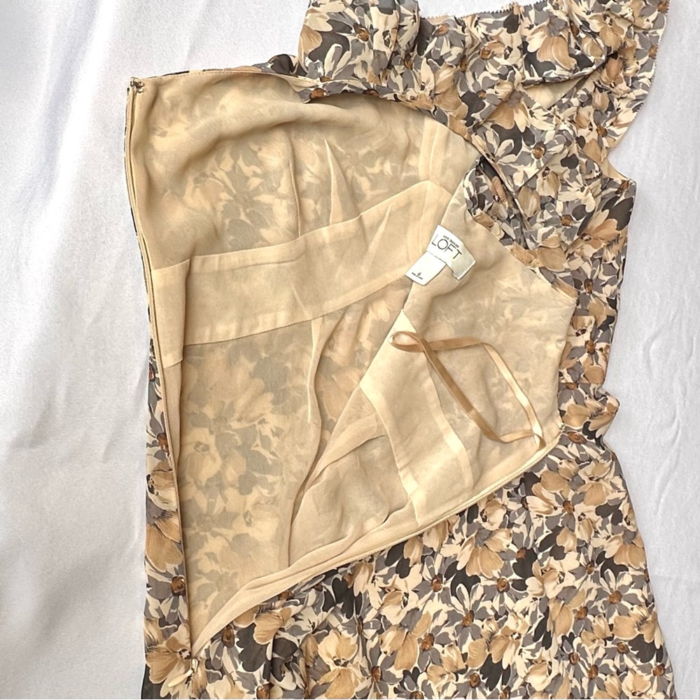 LOFT Womens Dress Tan Floral Sleeveless Ruffle V-neck Neckline Knee Length Sz 6 - Picture 13 of 15